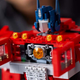 Imagen para el artículo titulado El nuevo Lego de Transformers tiene 1500 piezas y se puede transformar